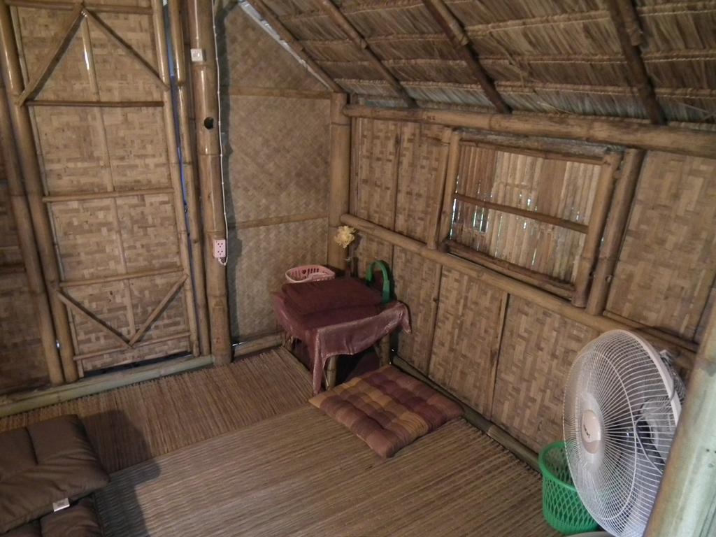 Pai Bamboo Hut Hotell Rum bild