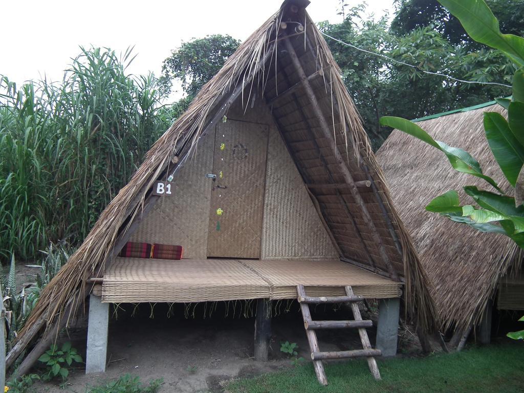Pai Bamboo Hut Hotell Rum bild